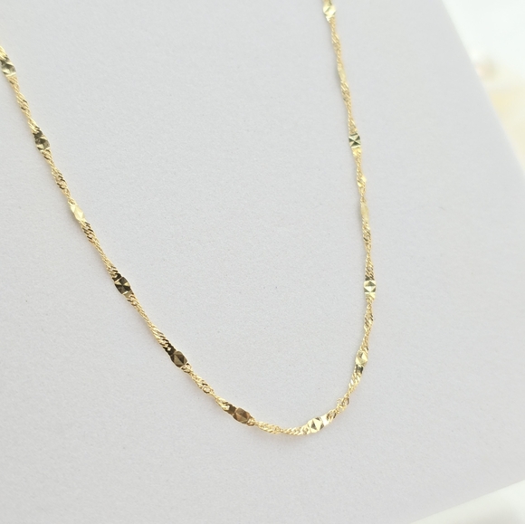 14k Gold Singapore Mirror Chain - 16" - Picture 3 of 8